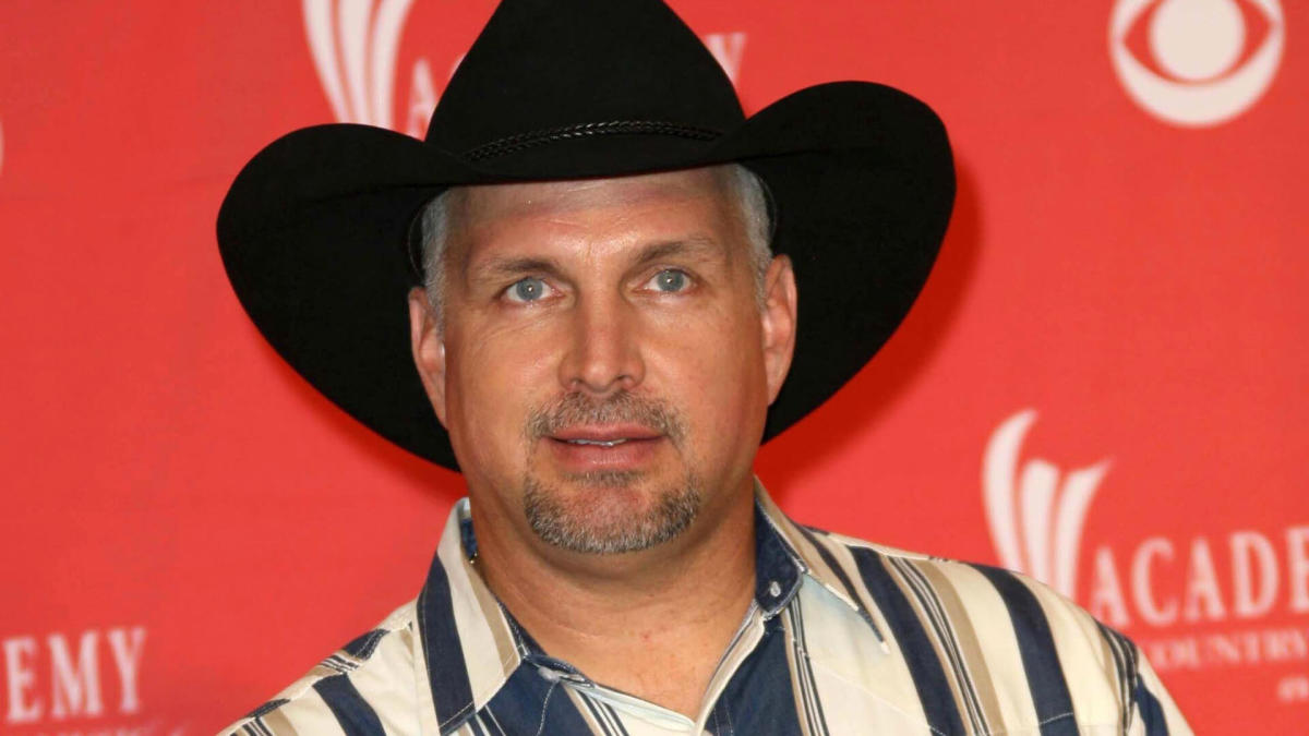 Garth Brooks net worth: How rich is this American musician? 