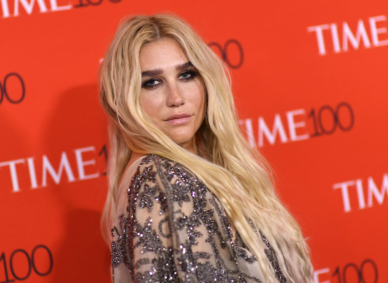 Bisher hat sich Kesha ihre Sommersprossen überschminkt, damit soll jetzt Schluss sein. (Bild: ANGELA WEISS/AFP/Getty Images)