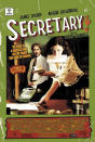 <b>La secretaria</b> (2002). Si les gustan los juegos de rol, ¡esta película es para ustedes! En la cinta, Maggie Gyllenhaal es una joven y bella mujer, que obtiene un trabajo como secretaria de un abogado muy, muy demandante… Que empiece la acción y, ¡felices fiestas!