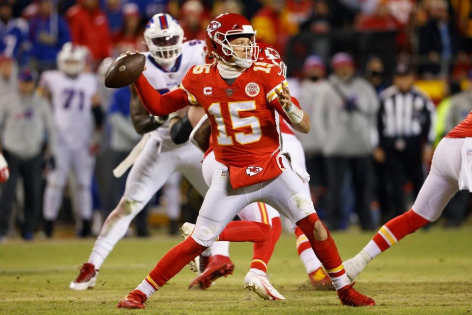 CHIEFS-MAHOMES (AP)