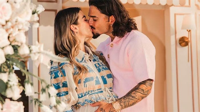 Maluma y su pareja Susana Gómez fueron padres el 9 de marzo