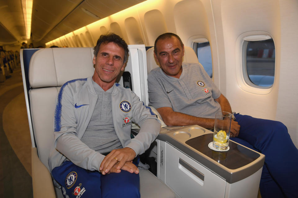 Sarri and Zola on their way to Australia with Chelsea.