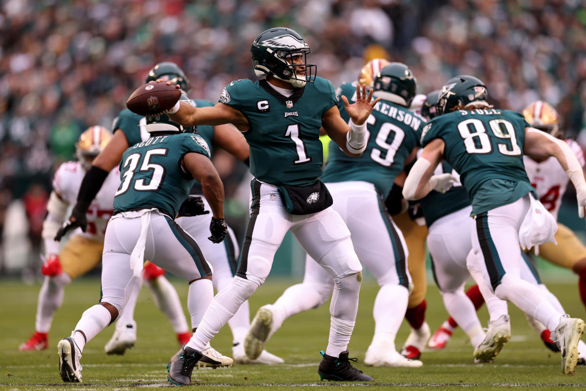 Green jerseys, white pants for - Philadelphia Eagles