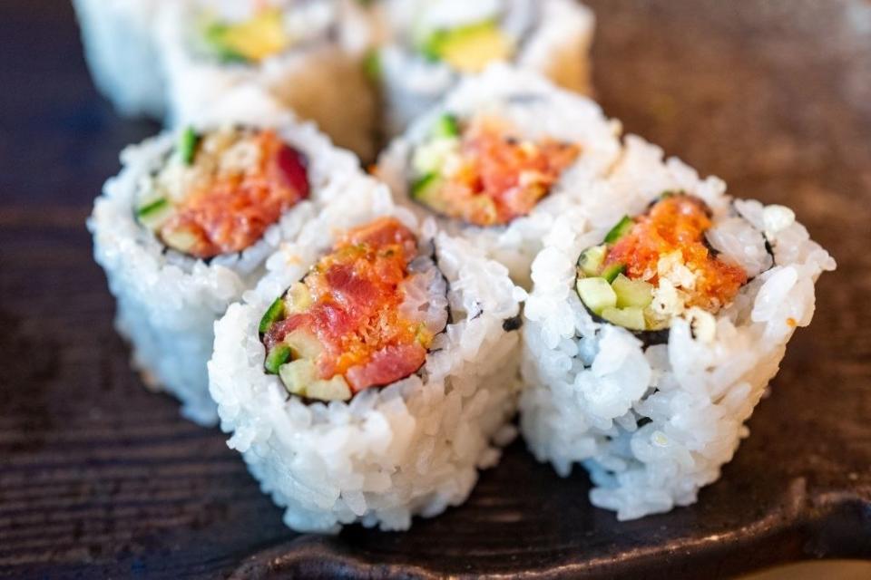 tuna rolls