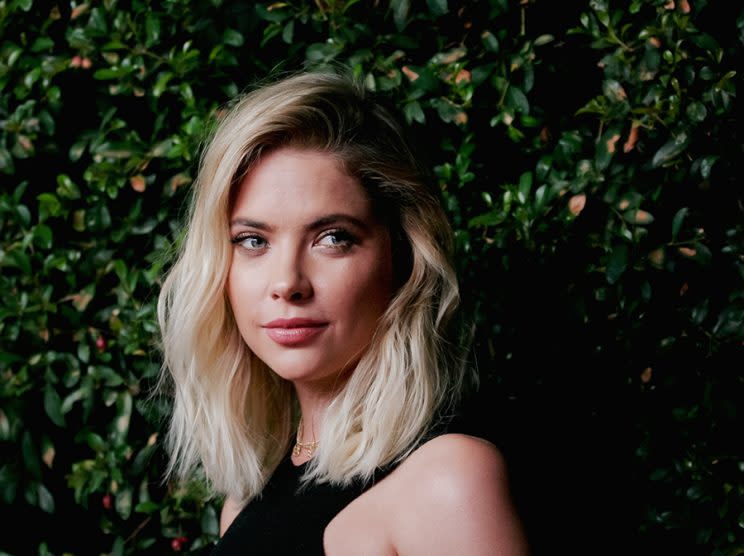 Ashley Benson knows how to keep acne breakouts at bay. (Photo: Getty Images)