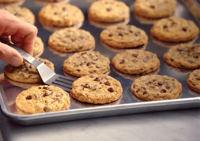 DoubleTree chocolate chip cookies