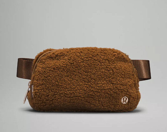 product photo of brown Everywhere Belt Bag 1L Fleece. Image via lululemon.