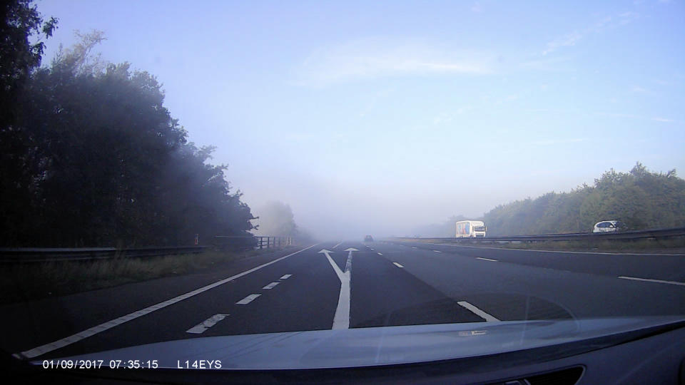 Severe fog caused eight cars to crash (Mercury)