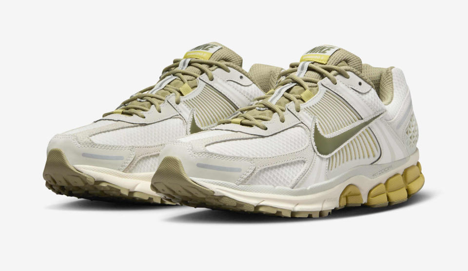 Nike Zoom Vomero 5 Light Bone