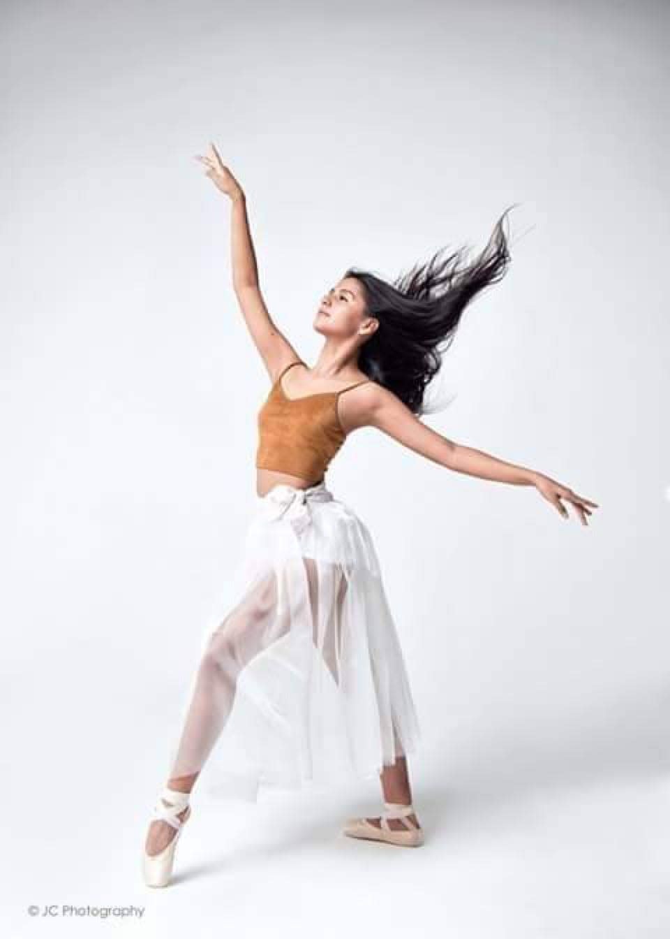 Guatemala native Fernanda Castillo had ambitions of becoming a professional ballet dancer. During the pandemic, her mother could no longer afford her tuition at A&A Ballet Co., in Chicago. After setting up a dance studio for children at Hope Place, a Daytona Beach family shelter, Castillo will graduate from Daytona State College on Tuesday.