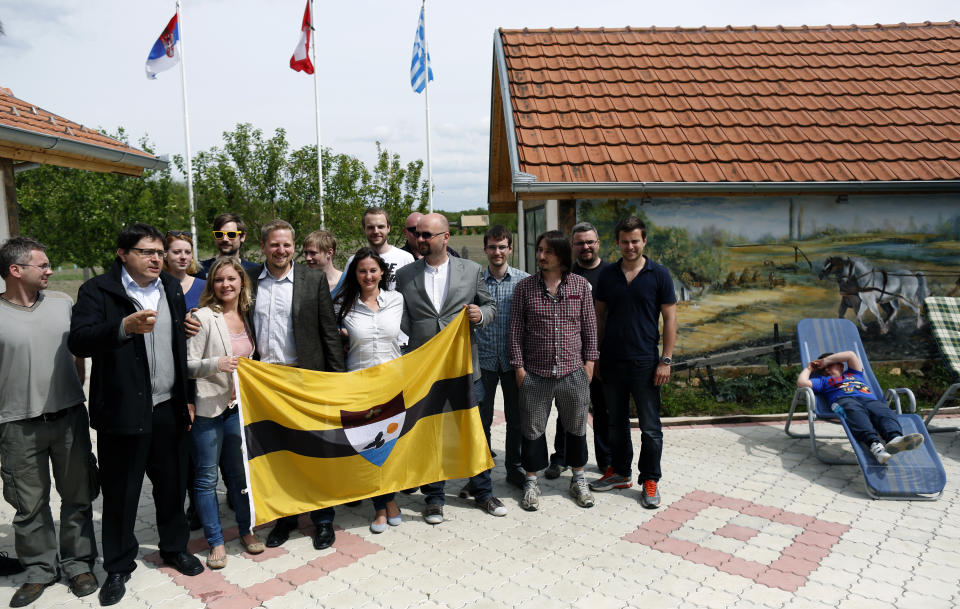 Sus vecinos, Croacia y Serbia, no se tomaron en serio la fundación de Liberland. (Foto: AP Photo/Darko Vojinovic)