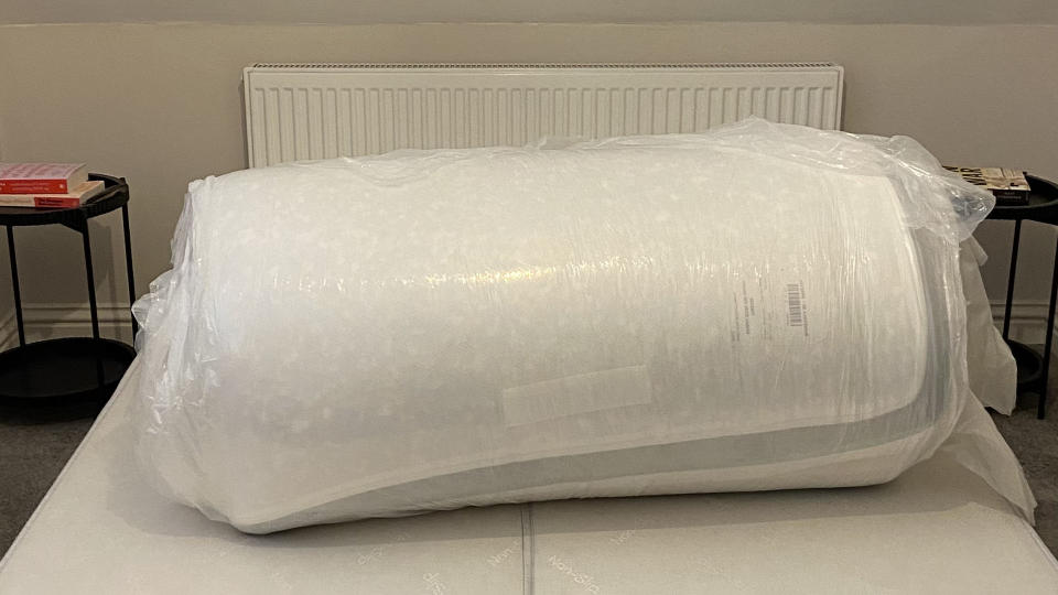 REM-Fit 500 Ortho hybrid mattress rolled and vacuum packed