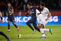 <p>Stürmer Neymar hat den französischen Fußballverein Paris Saint-Germain zum klaren Sieg in der Ligue 1 geführt. Der Brasilianer steuerte am Mittwochabend vier Tore zum 8:0 gegen Dijon FCO bei. Kollege Angel di Maria traf zweimal. (Bild: ddp Images) </p>