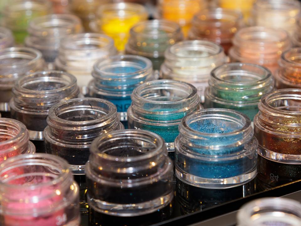 pots of glitter sparkles makeup