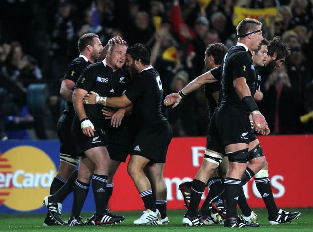 New Zealand celebrate Tony Woodcock's first-half try