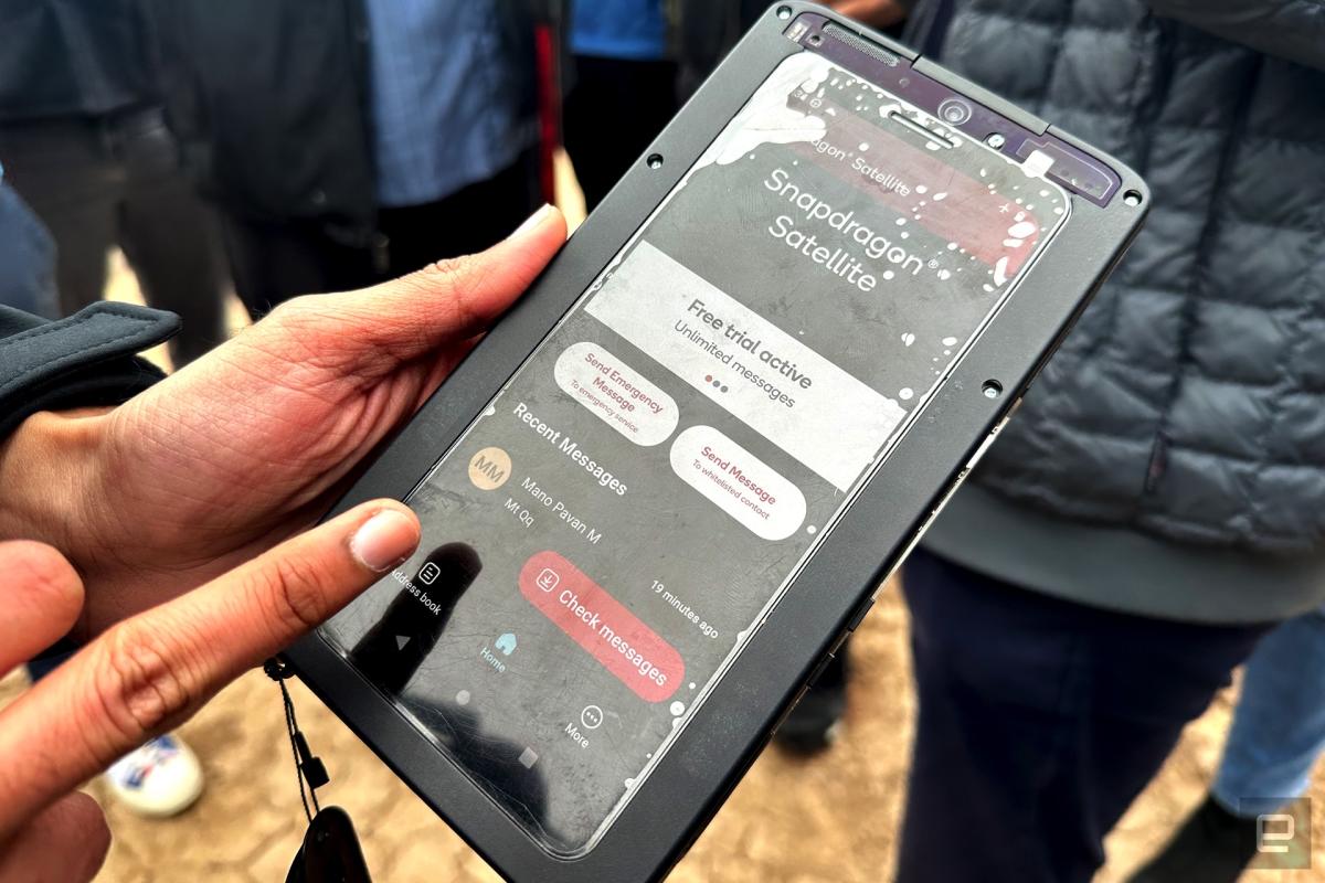 El plan de mensajes de texto satelitales de Qualcomm se suspendió porque los fabricantes de teléfonos no están interesados