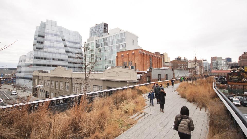 <span class="caption">The High Line in New York is a 2.5 kilometre linear park built on an abandoned railroad in 2009. Housing values increased 35 per cent in a decade for homes closest to the park.</span> <span class="attribution"><span class="source">(Swanny Mouton/flickr)</span>, <a class="link " href="http://creativecommons.org/licenses/by-nc/4.0/" rel="nofollow noopener" target="_blank" data-ylk="slk:CC BY-NC;elm:context_link;itc:0;sec:content-canvas">CC BY-NC</a></span>