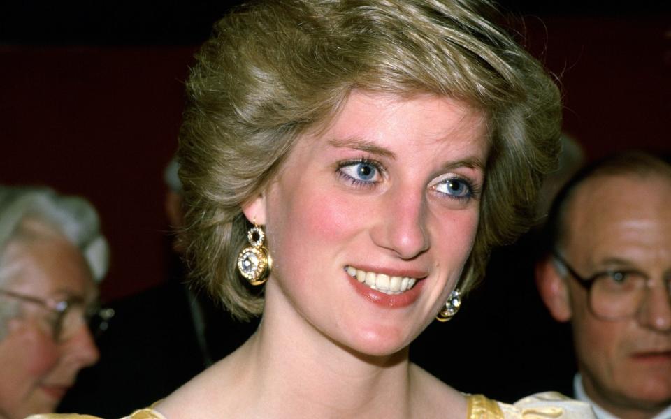 The statue will be unveiled on what would have been Diana's 60th birthday