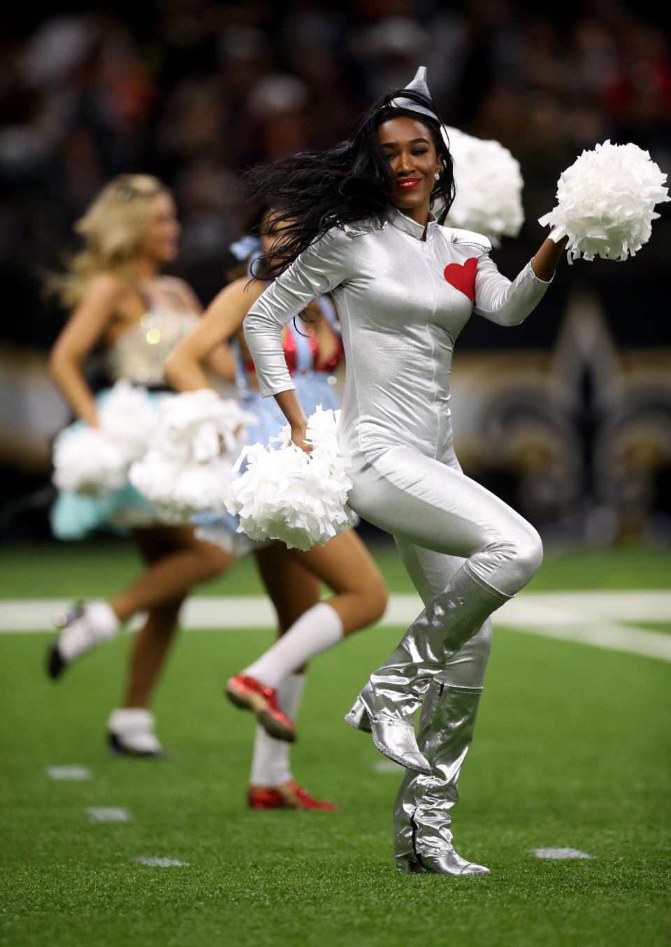 <p>A New Orleans Saints cheerleader performs during a game against the Chicago Bears at the Mercedes-Benz Superdome on October 29, 2017 in New Orleans, Louisiana. (Photo by Chris Graythen/Getty Images) </p>