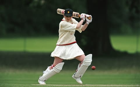 Batsman Charlotte Edwards - Credit: HULTON ARCHIVE