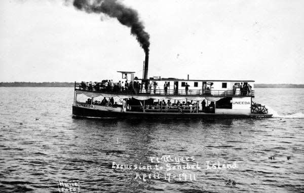 An excursion to Sanibel Island on the "Uneeda" (1911).