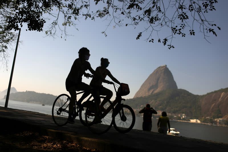 The coronavirus disease (COVID-19) outbreak in Rio de Janeiro