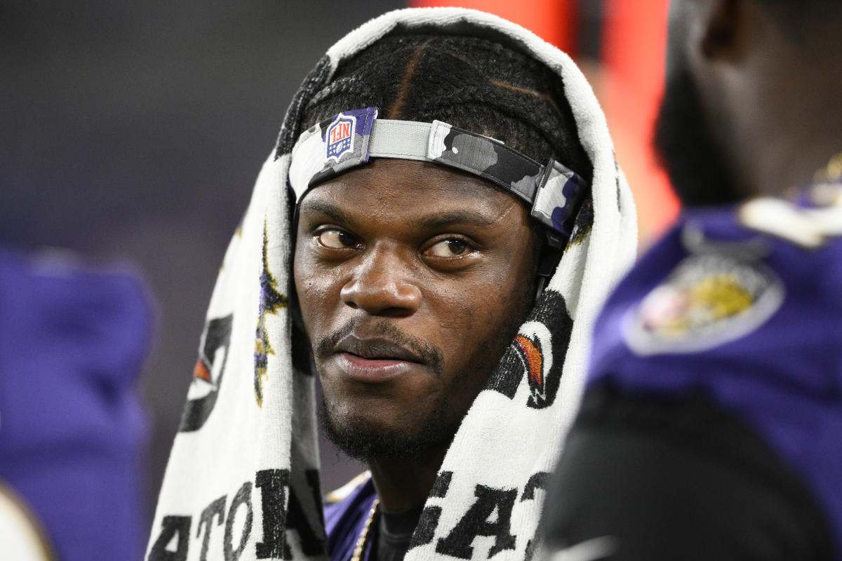 Lamar Jackson: NFL owners accused of foul play in Ravens quarterback  negotiations