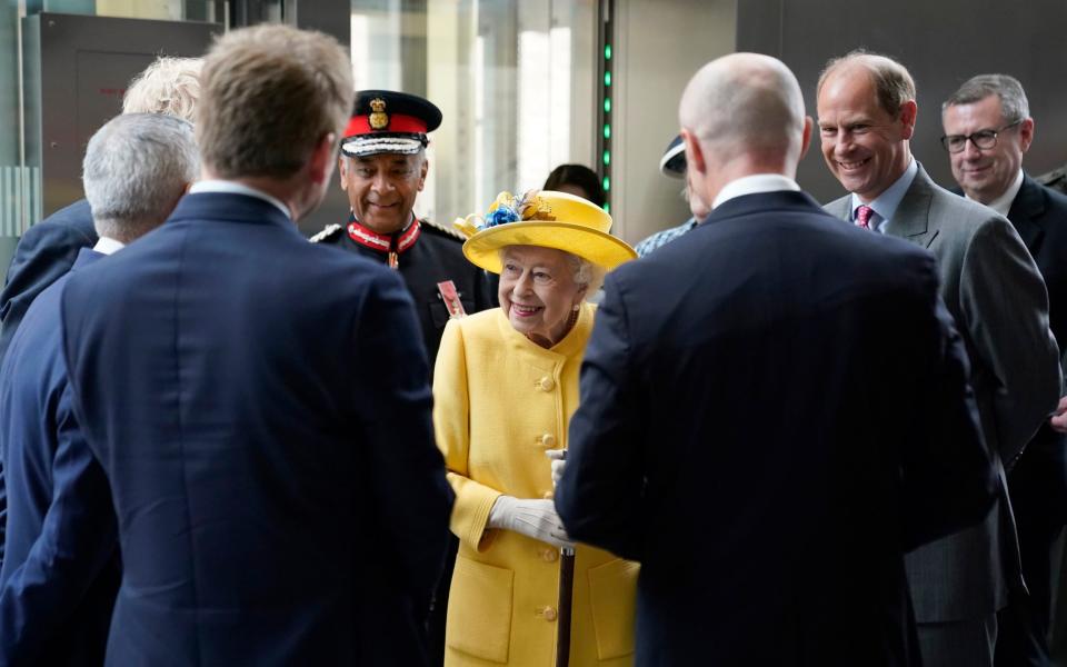 Queen all smiles as she officially opens Crossrail's Elizabeth Line in London - Andrew Matthews /PA