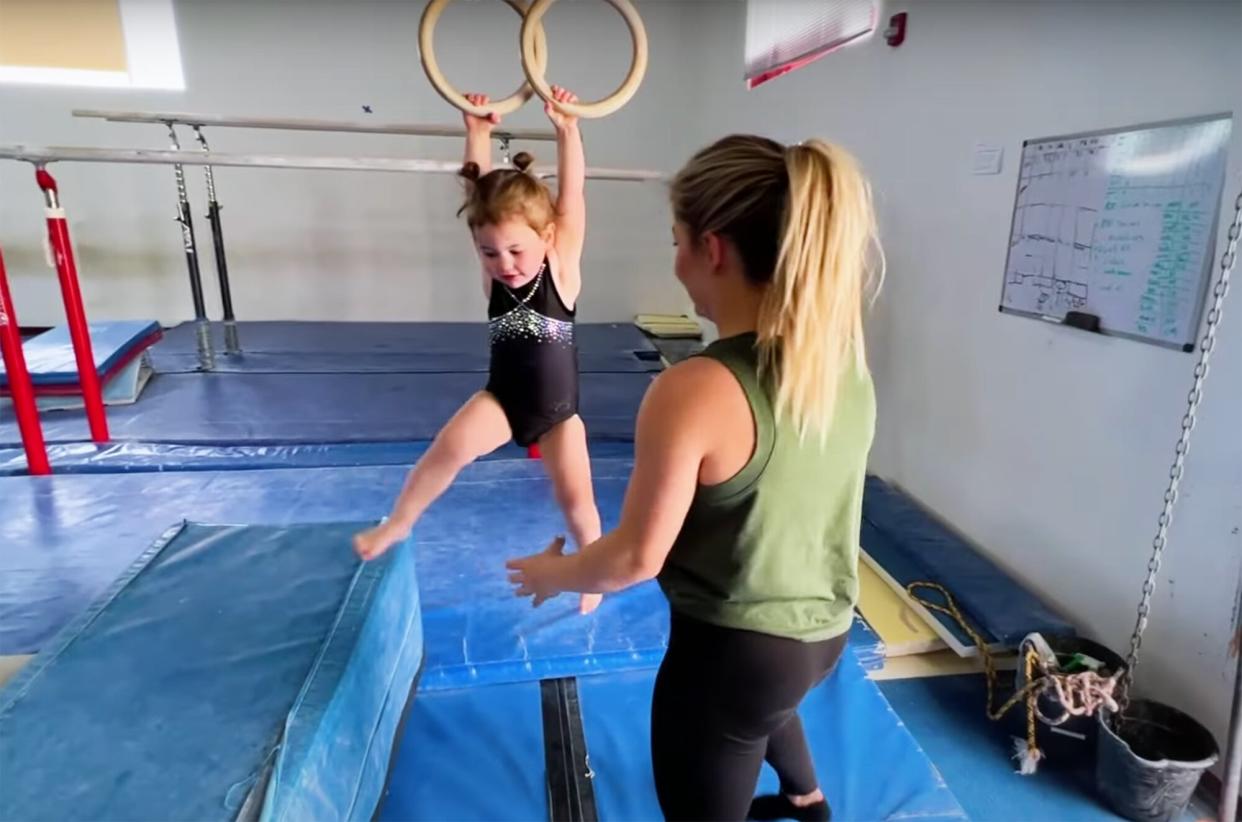 Shawn Johnson gymnastics - daughter