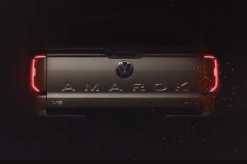 日前釋出Amarok車尾圖。