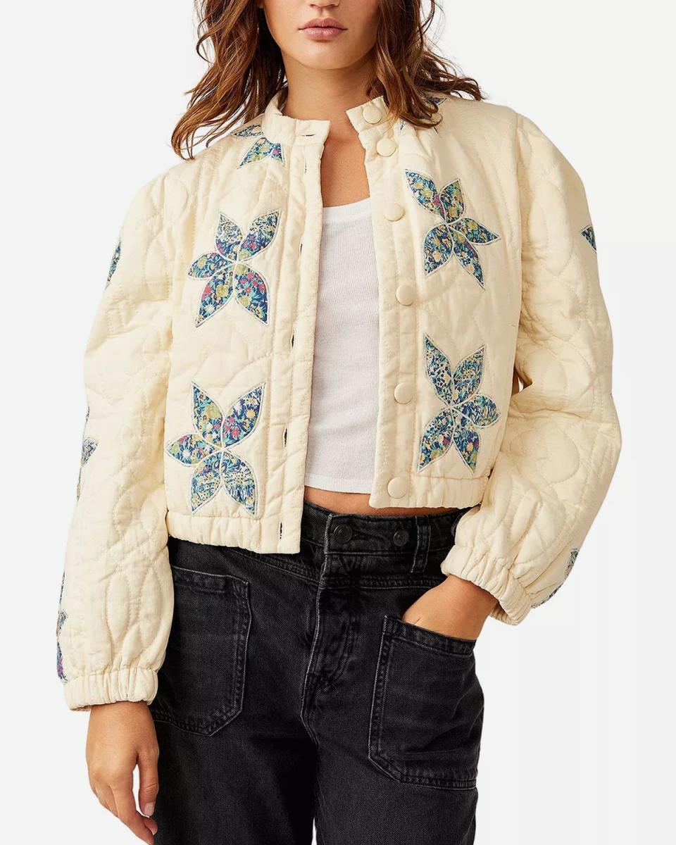 <p><a href="https://go.redirectingat.com?id=74968X1596630&url=https%3A%2F%2Fwww.bloomingdales.com%2Fshop%2Fproduct%2Ffree-people-quinn-quilted-jacket%3FID%3D5032061&sref=https%3A%2F%2Fwww.elle.com%2Ffashion%2Fshopping%2Fg60807357%2Fcamping-essentials-packing-weekender-bag%2F" rel="nofollow noopener" target="_blank" data-ylk="slk:Shop Now;elm:context_link;itc:0;sec:content-canvas" class="link ">Shop Now</a></p><p>Quinn Quilted Jacket</p><p>bloomingdales.com</p><p>$198.00</p><span class="copyright">Courtesy of Bloomingdale's</span>