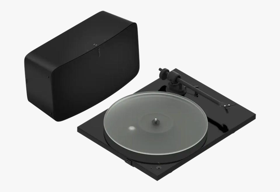 RR_Gifts_for_Music_Lovers_sonos_turntable