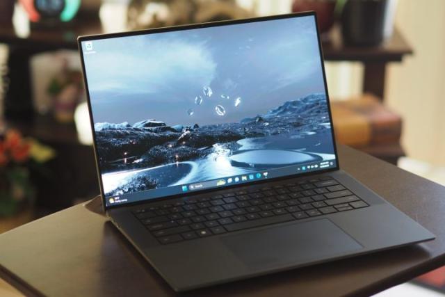 Dell XPS 15 with a massive 64GB of RAM is $510 off right now