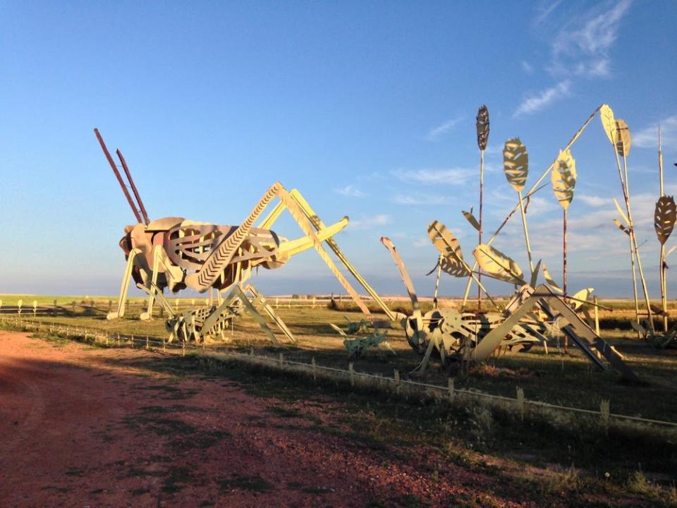 enchanted highway north dakota