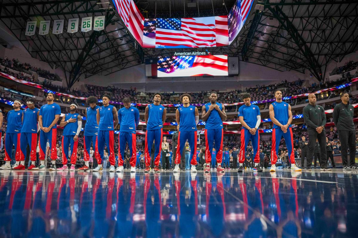 Detroit Pistons Being Back Their Teal Uniforms