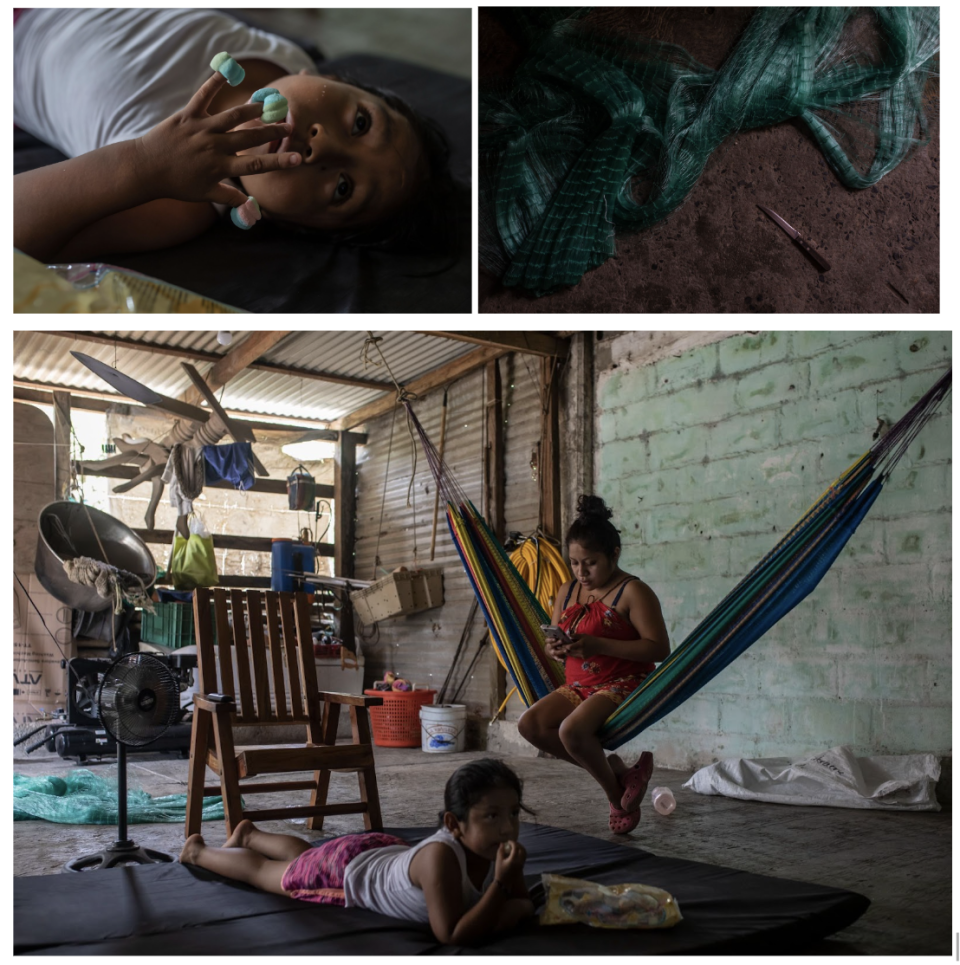 Las hermanas Cinaca, integrantes de una familia de pescadores, se entretienen observando la televisión o las redes sociales al interior de su vivienda en Balzapote, Veracruz. FOTO: Félix Márquez