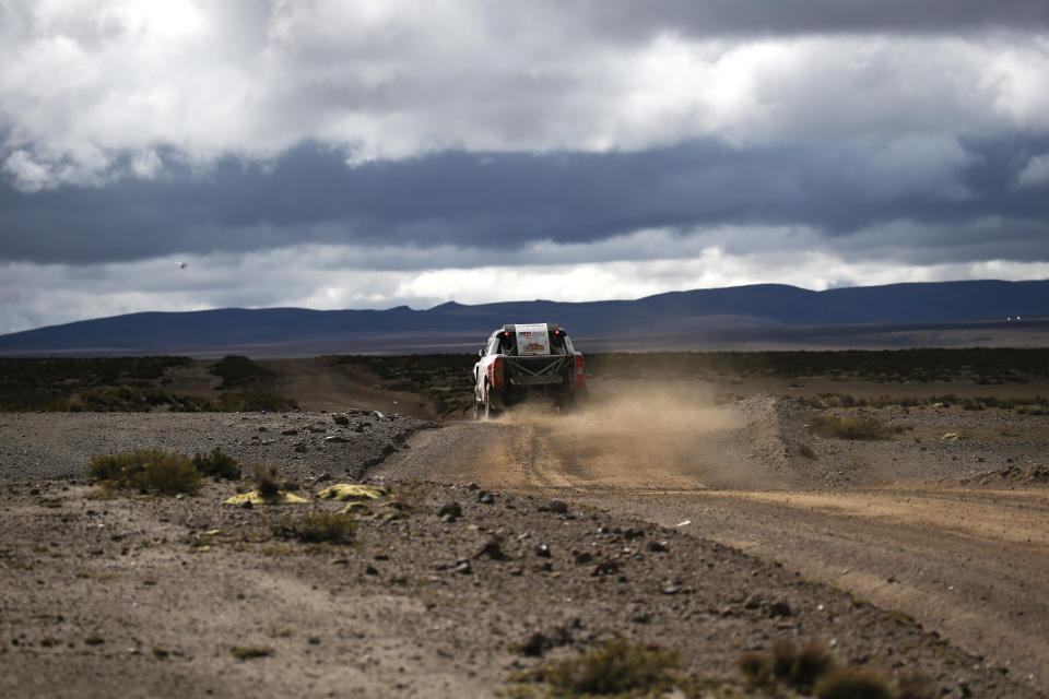 Acción del Dakar en Perú antes de la llegada a Bolivia. (EFE/David Fernández)