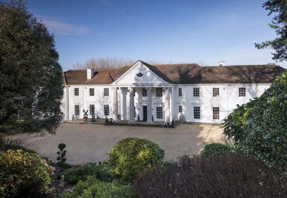 home of uri geller for sale in berkshire