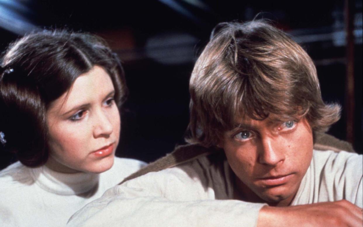 Carrie Fisher and Mark Hamill in Star Wars - Film Stills