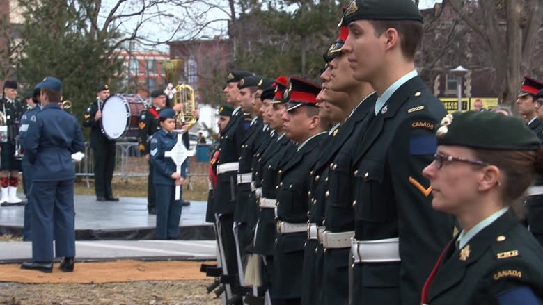 Vimy memorial in NDG park inaugurated on 100th anniversary of battle