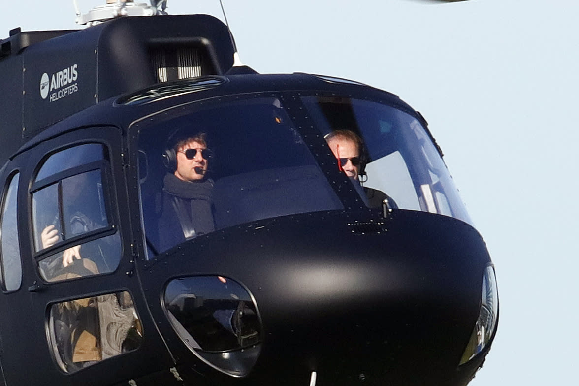 Tom Cruise seen arriving in Paris by helicopter, France, on april 24, 2017. (Photo by Mehdi Taamallah/NurPhoto via Getty Images)