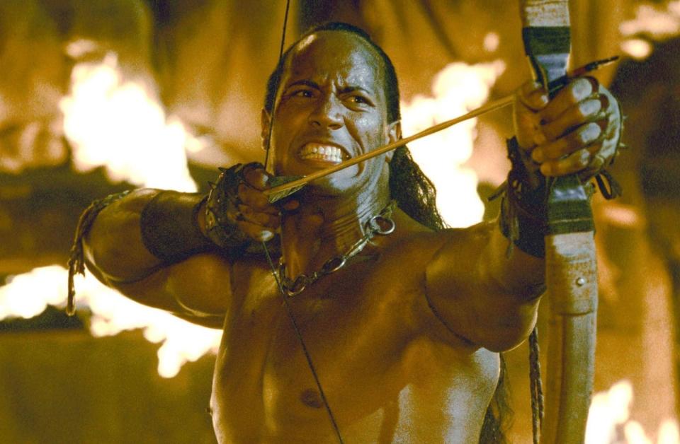 <p>Mit dem "Scorpion King" spielte Johnson 2002 den Titelhelden des Blockbusters und bekam 5,5 Millionen Dollar dafür - eine Rekordsumme für eine erste Hauptrolle. Trotzdem hob er nicht ab ... (Bild: Universal Pictures)</p> 