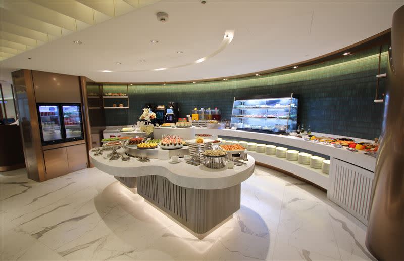 台北老爺酒店Le Café咖啡廳自助餐改裝新開幕，「海之真味‧和洋饗宴」主題料理登場。（圖／台北老爺酒店提供）