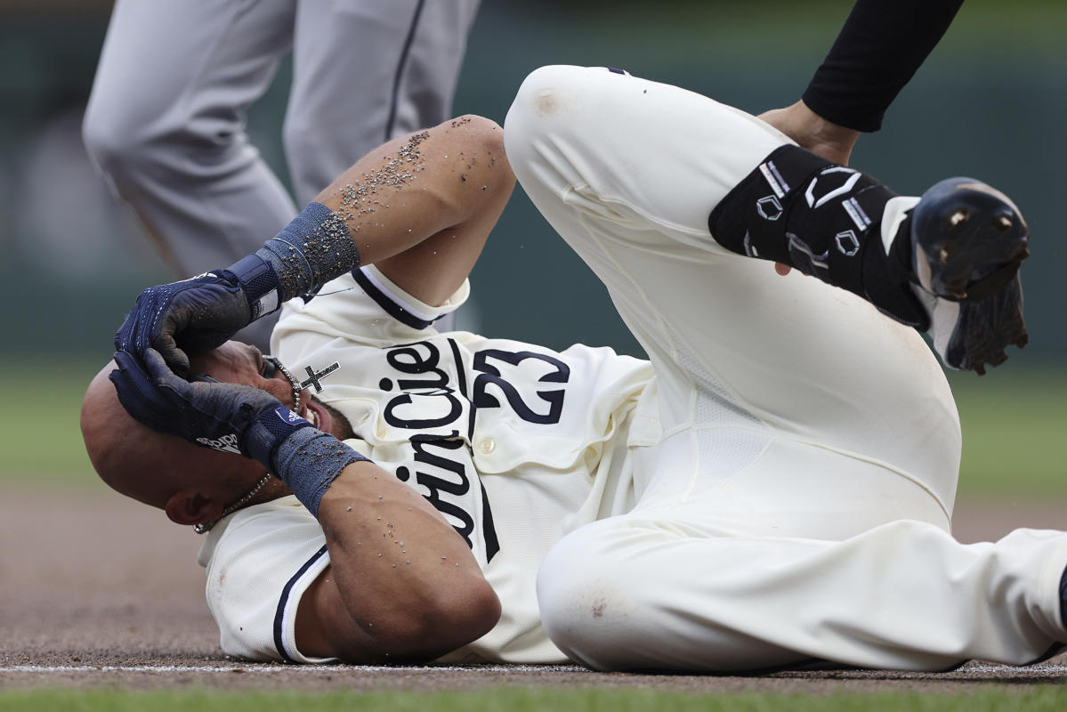 For Better or For Worse: Twins Success Tied to Byron Buxton and Carlos  Correa's Health - Twins - Twins Daily