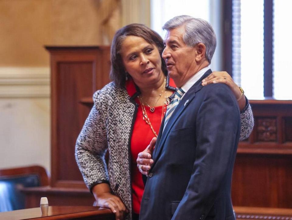 SC Sen. Margie Bright Matthews talks with Minority state Senate Minority Leader Nikki Setzler, both Democrats, during an organizational session earlier this week.