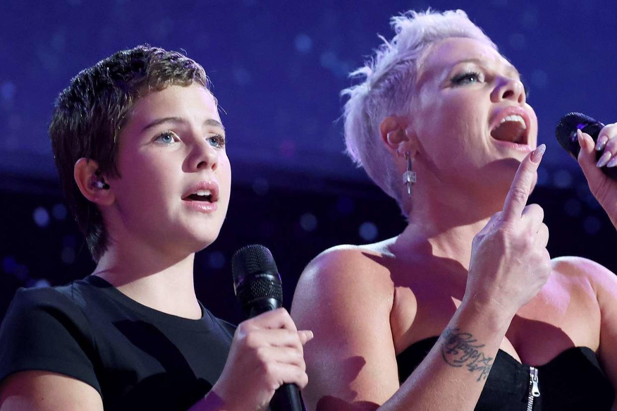 <p>Robert Gauthier/Los Angeles Times/Getty</p> Willow Hart and Pink perform at the DNC in Chicago on Aug. 22, 2024