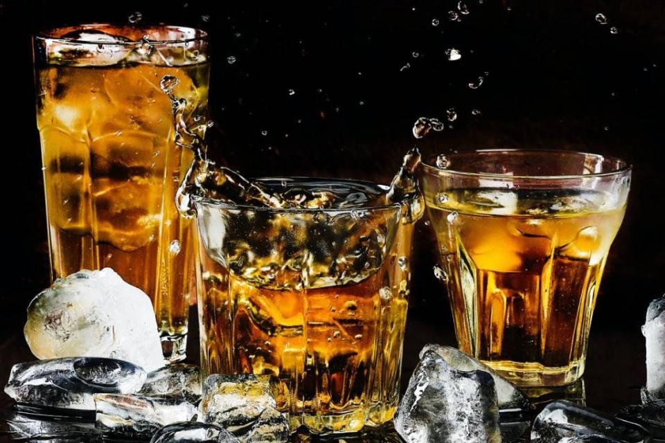 許多知名威咖行家不斷地致力於挖掘威士忌的多元奧妙，<br>一步一步地探索其在味覺上的潛力