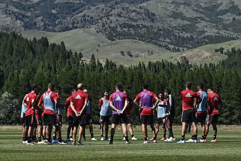 Una postal de River en San Martín de los Andes