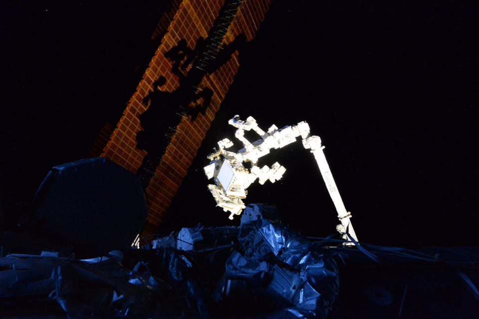 Happy Birthday, Canadarm2! Spacecraft-Grabbing Robotic Arm Turns 16