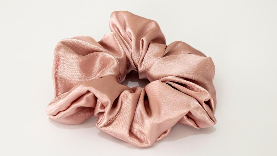 Choose silk hair ties & scrunchies